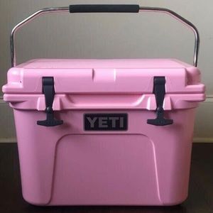 LIKE NEW Pink Yeti Roadie💕💕💕